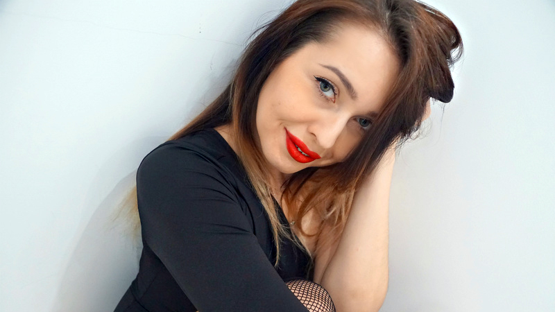  LeekaSweet is one amazong woman. She is sensual and an open minded la...